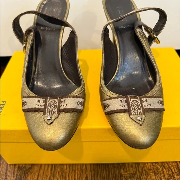 Authentic Fendi Selleria Gold Leather Slingbacks, Size 37. Made in Italy - Picture 4 of 4